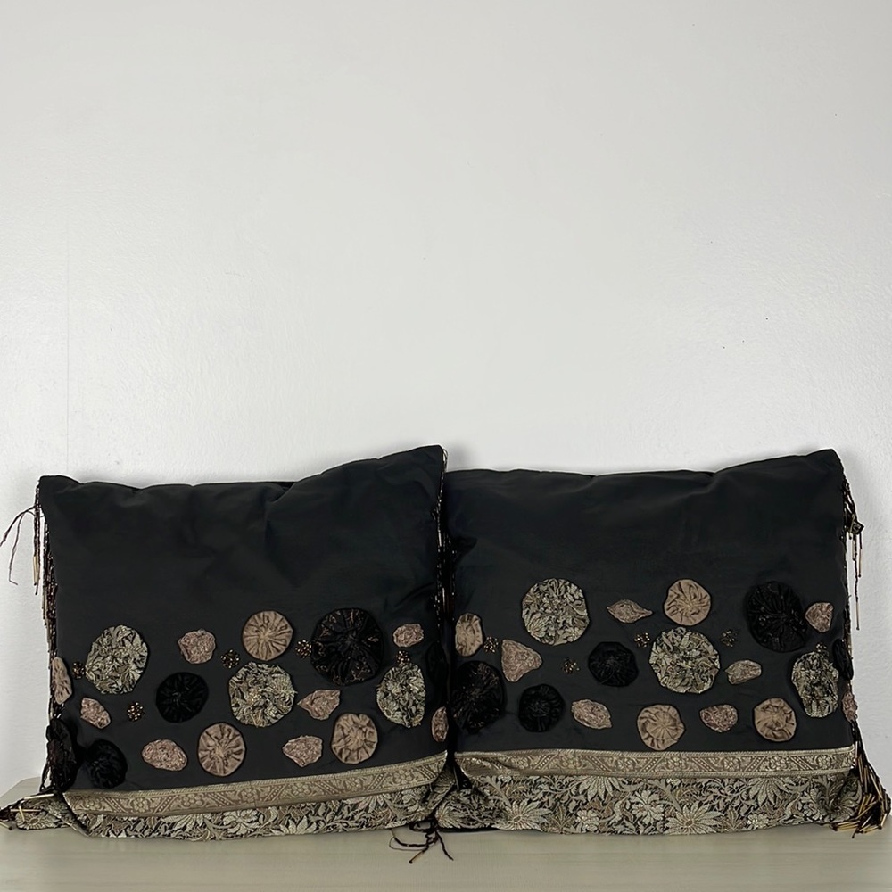 Borgata set accent brown throw pillow with fringe 15x15